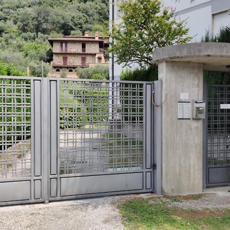 Appartamento Nelly - Per 4 Persone - Caray Park - Sale Marasino - Lago D'Iseo Marone Exterior foto